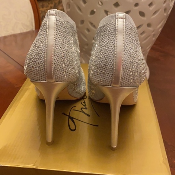 Talia womens new shoes new with
• size 8. #10 - Picture 4 of 10